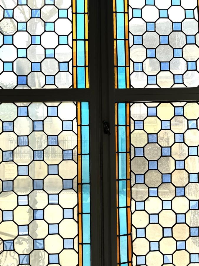 Aux Clefs Des Sacres - Dans Un Hotel Particulier Situe Rue Du Marc - Reims - Hyper Centre Forum Mairie Boulingrin Exteriér fotografie
